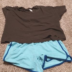 Cropped shirt with shorts